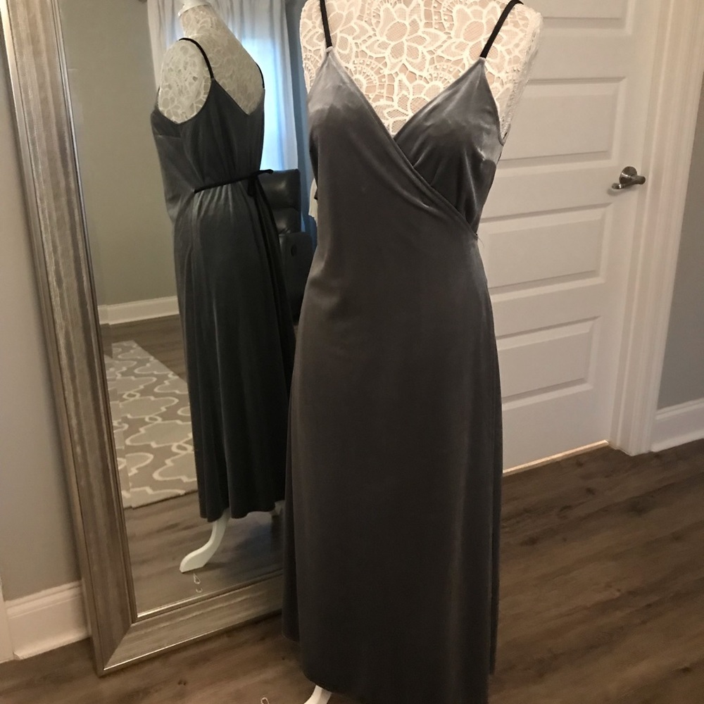 Who What Wear Size Medium Midi Velvet dress